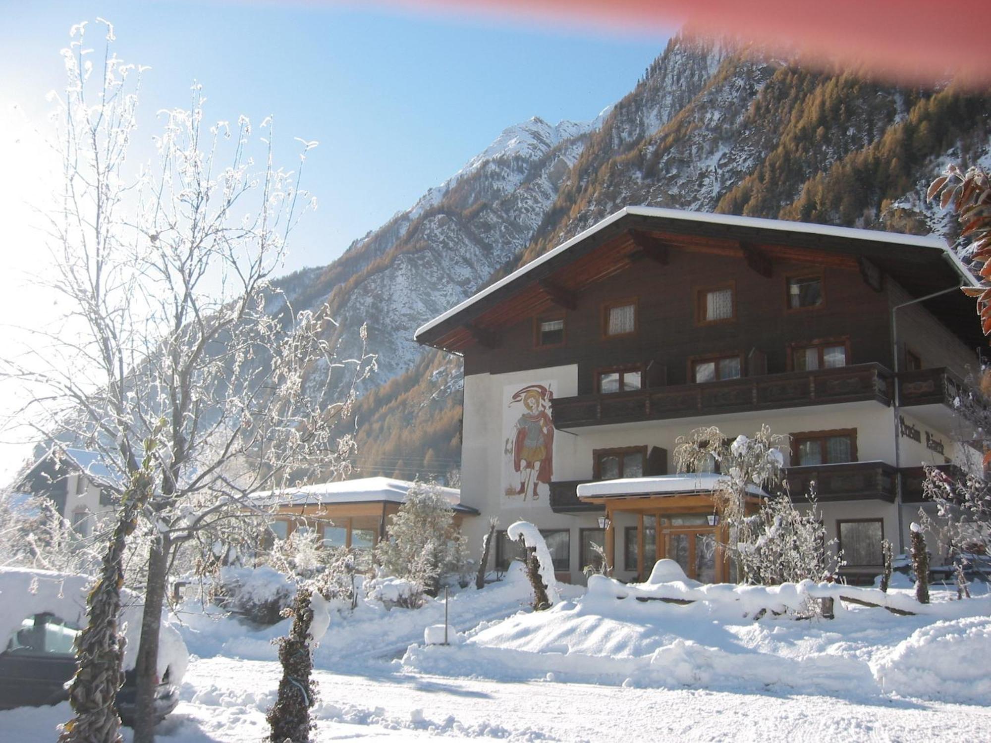 Pension Baeuerle Heiligenblut Exterior photo